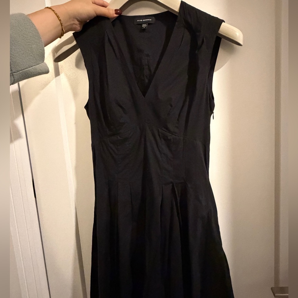 Club Monaco Elegant Black Midi Dress